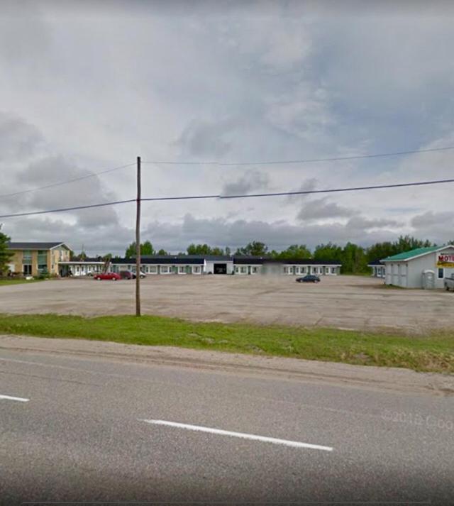 Moose Motel Smooth Rock Falls Exterior foto